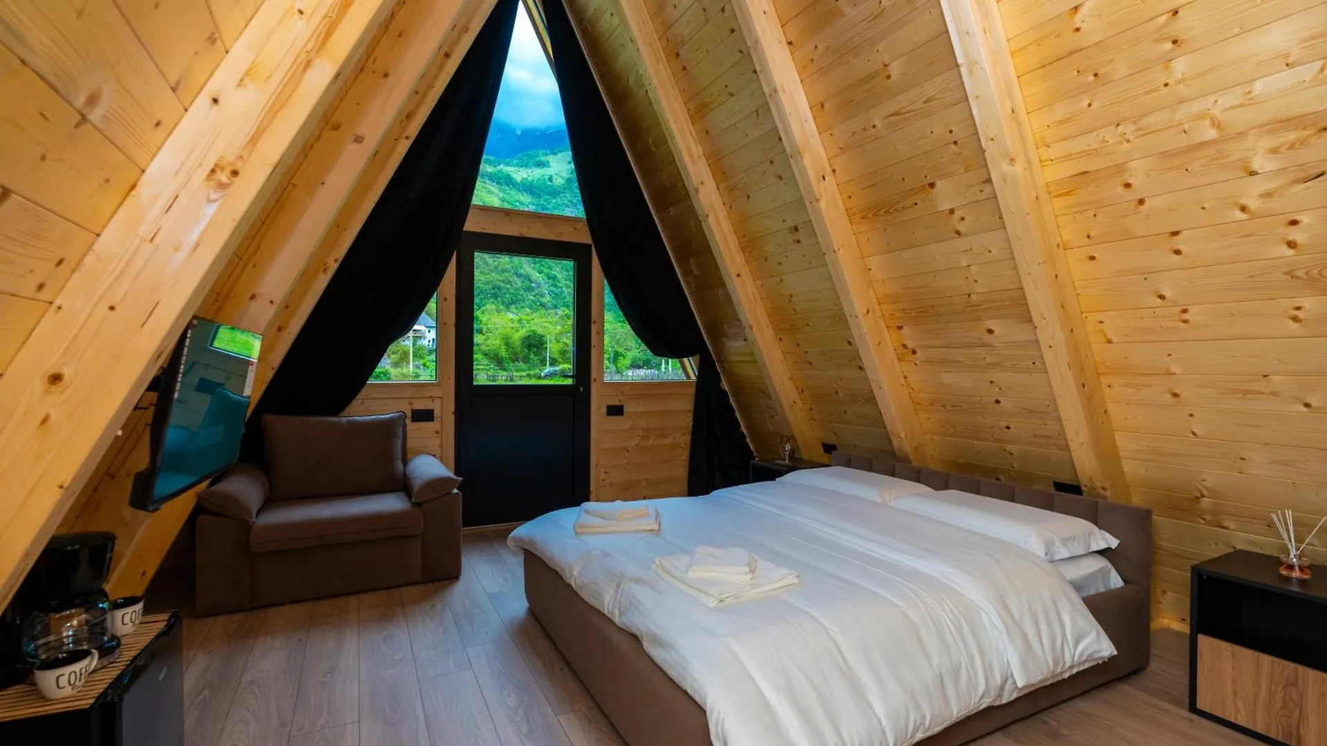 Chalet Koceku Lodges Theth Albania